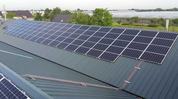 Olij Trading zonnepanelen bedrijfsgebouw